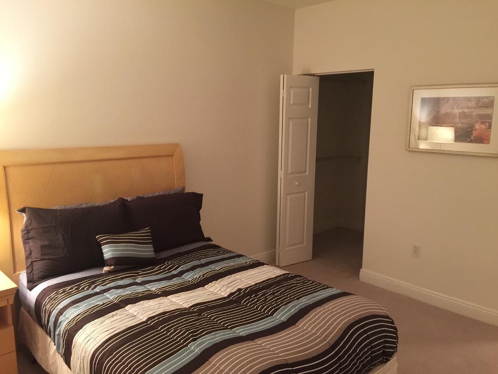Lyx Suites At Merrick Park In كورال غابلز الغرفة الصورة
