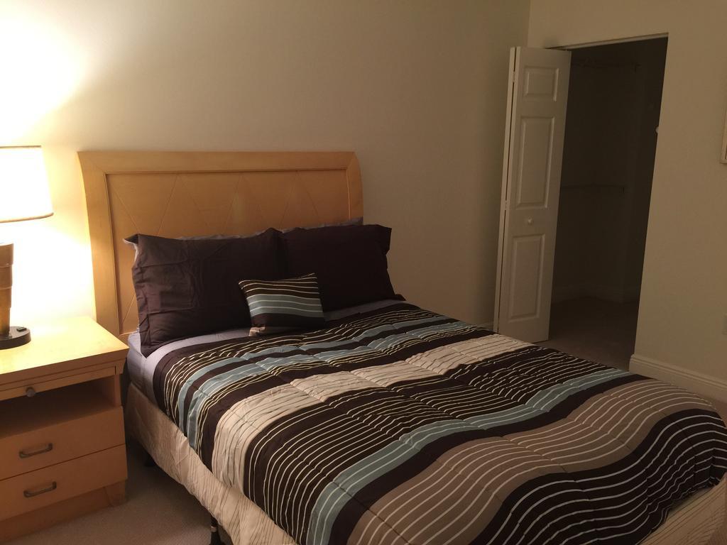 Lyx Suites At Merrick Park In كورال غابلز الغرفة الصورة