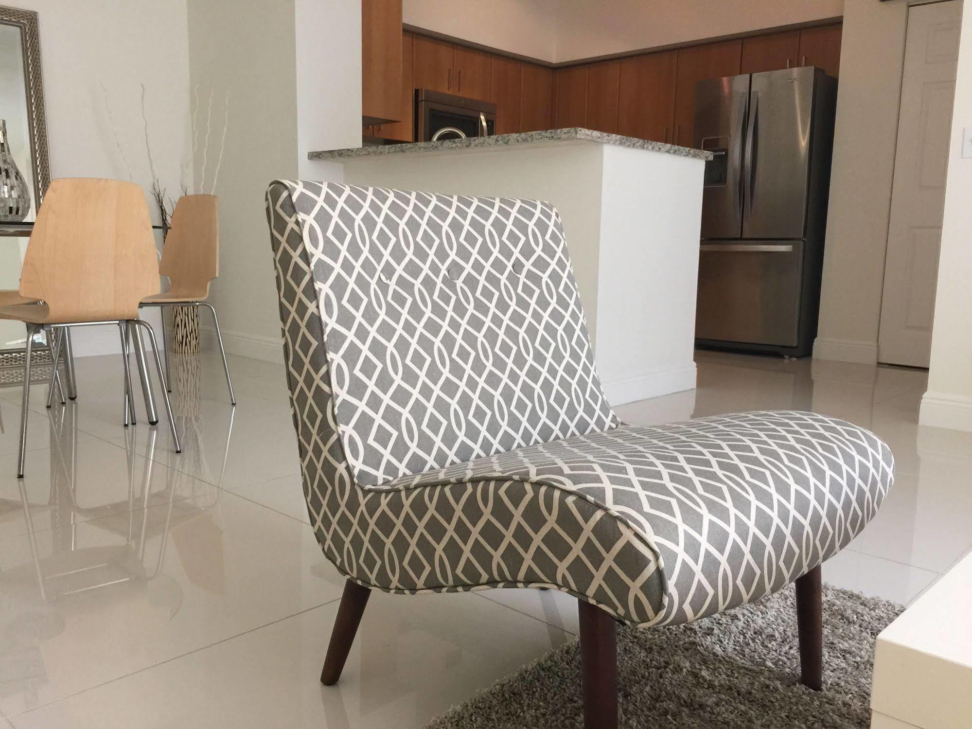 Lyx Suites At Merrick Park In كورال غابلز المظهر الخارجي الصورة